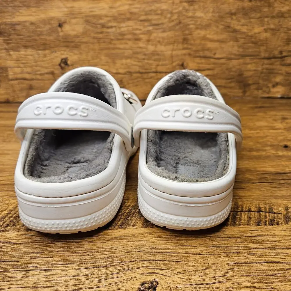 Crocs Classic clogs faux fur lined white charms shoes size 12/13 kids